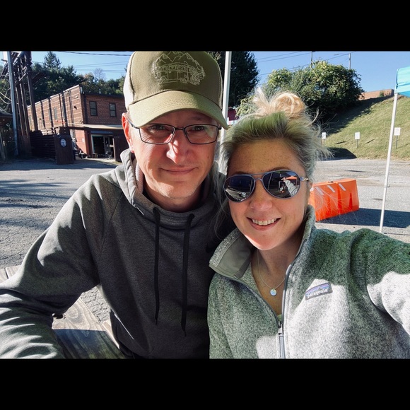 Meet your Posher, Melanie - Picture 3 of 5